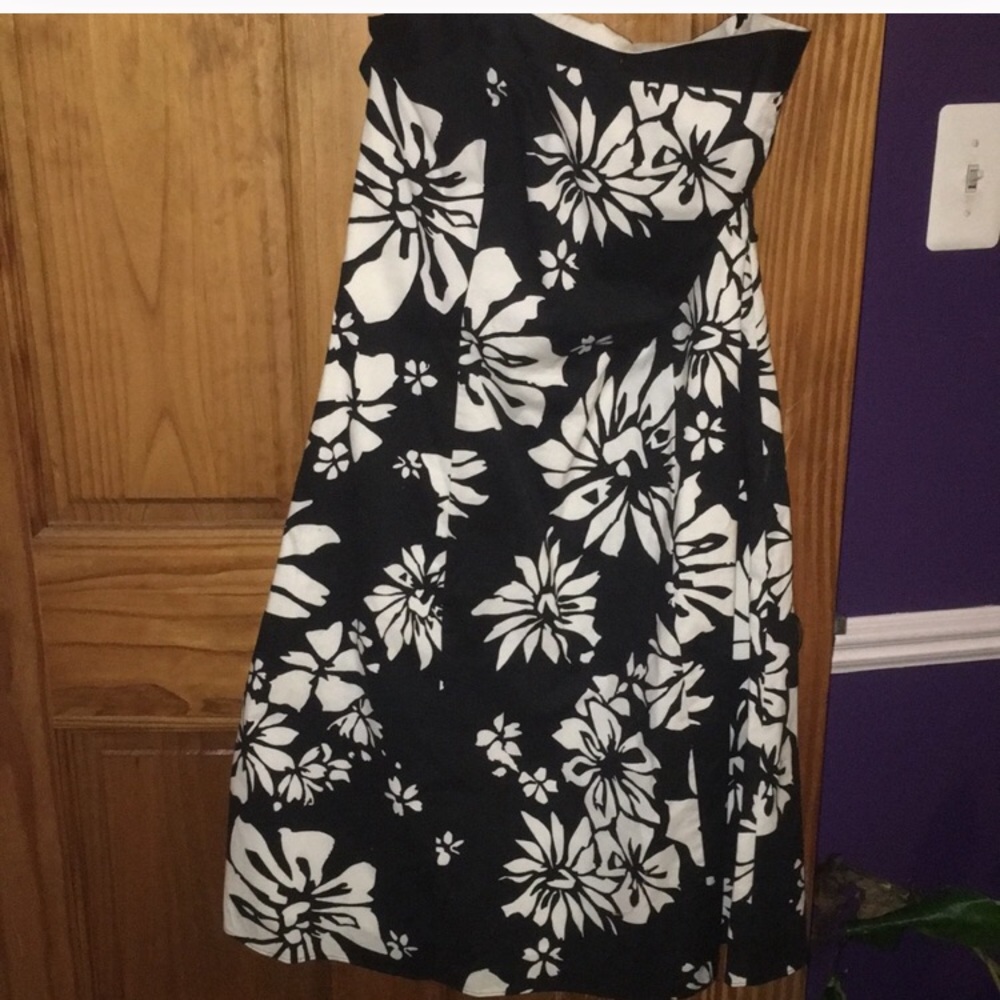Black and white floral strapless dress